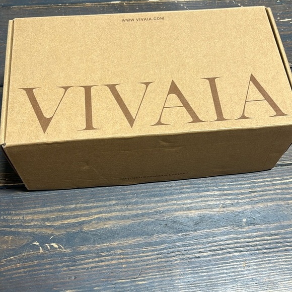 VIVAIA ROUND TOE WEDGE SANDALS ALMOND CROCHET - 8.5 - Picture 9 of 9